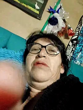 clarita 01 online show from 2, 10, 2025