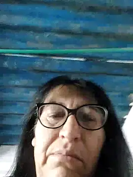 clarita 01 online show from 28, 11, 2025