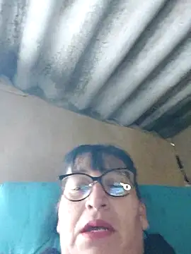 clarita 01 online show from 1, 11, 2025