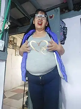 clarita 01 online show from 6, 2, 2026