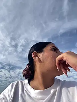 Indianbutter11 online show from 4, 11, 2025