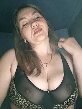 Snapshot of Ant0nina chatting on 8, 2, 2026 Ant0nina online show from 8, 2, 2026