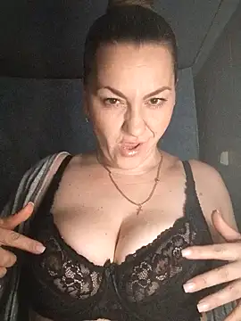 Ant0nina online show from 16, 12, 2024