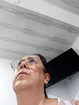 amaranta c online show from 27, 10, 2025