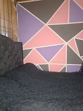 Emmily Walker online show from 19, 12, 2025