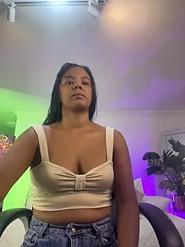 Snapshot of JANYLOVE__ chatting on 18, 5, 2026 JANYLOVE online show from 18, 5, 2026