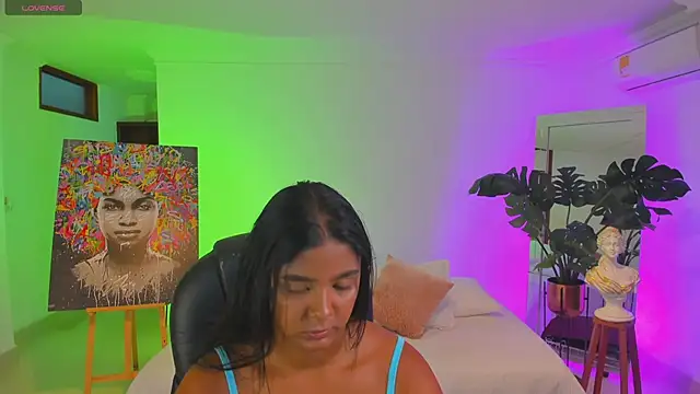 JANYLOVE   online show from 17, 4, 2026