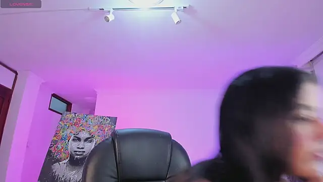 JANYLOVE   online show from 10, 11, 2025