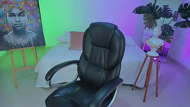 JANYLOVE   online show from 13, 3, 2026