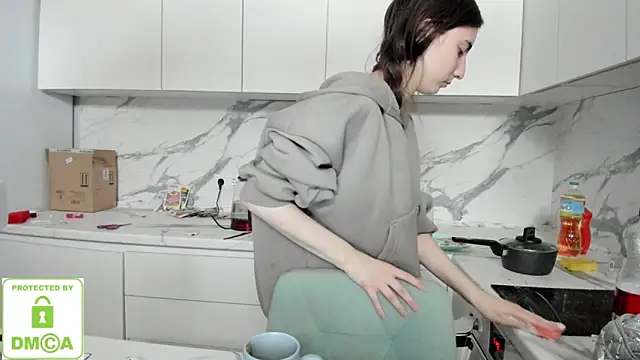 Ayesha Thebestt online show from 9, 1, 2026