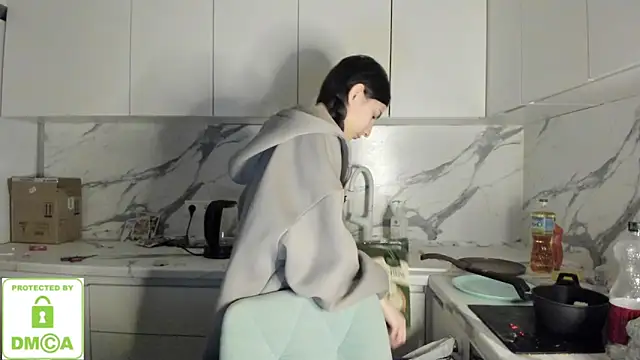 Ayesha Thebestt online show from 9, 1, 2026