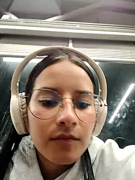  vaness online show from 14, 4, 2026