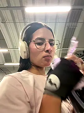  vaness online show from 18, 9, 2025