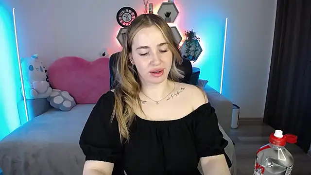 SabrinViolet online show from 23, 5, 2026
