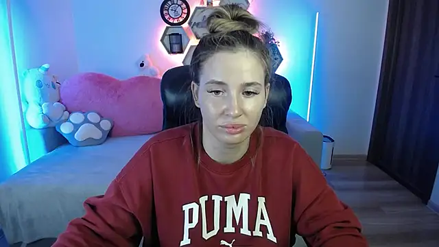 SabrinViolet online show from 30, 5, 2026