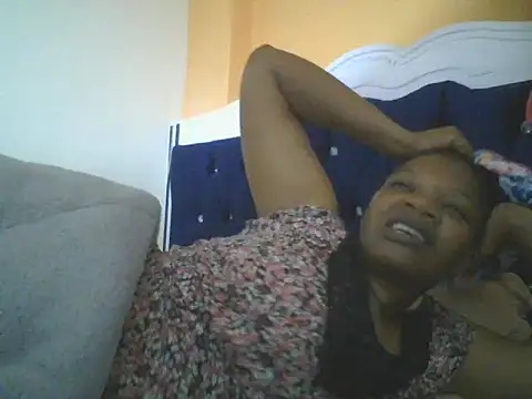 clakemmy250 online show from 6, 2, 2025