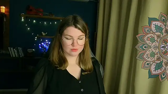 VioletteWay online show from 3, 11, 2025