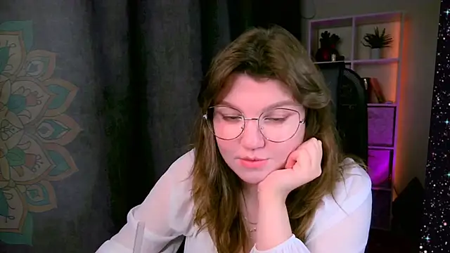 Snapshot of VioletteWay chatting on 19, 7, 2026 VioletteWay online show from 19, 7, 2026