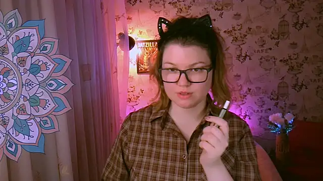 VioletteWay online show from 5, 4, 2026