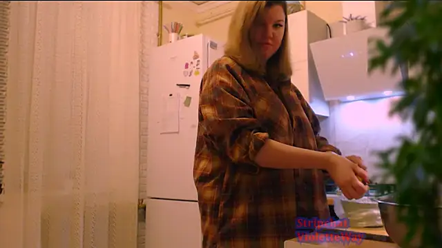 VioletteWay online show from 13, 2, 2025