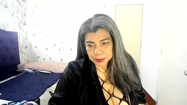 vikyadams online show from 25, 6, 2026