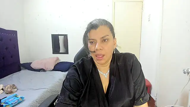 vikyadams online show from 25, 10, 2025