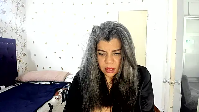 vikyadams online show from 6, 7, 2026