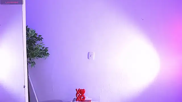 catalina  lovers online show from 17, 3, 2026