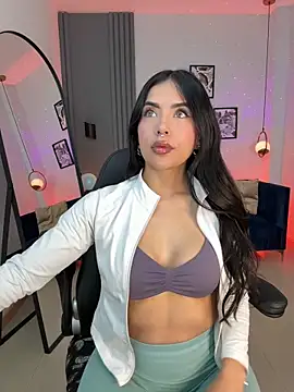 Luna  Ponce online show from 13, 3, 2026