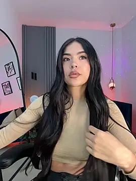 Luna  Ponce online show from 7, 3, 2026