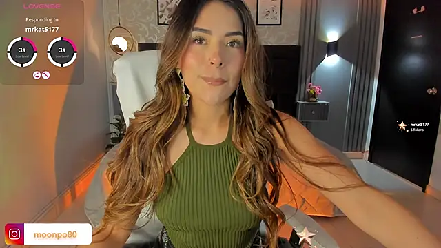 Snapshot of Luna__Ponce chatting on 7, 2, 2025 Luna Ponce online show from 7, 2, 2025