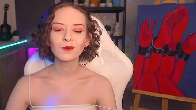 FascinatingEyess online show from 6, 10, 2025