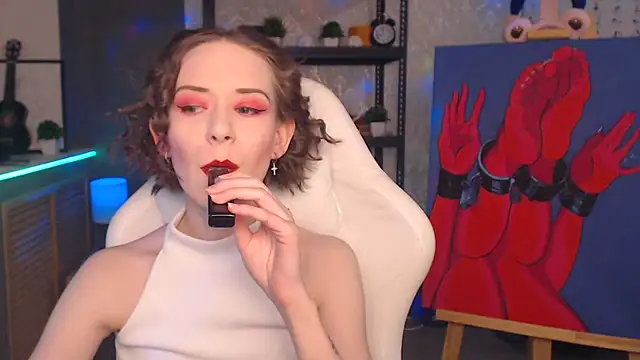 FascinatingEyess online show from 12, 2, 2026