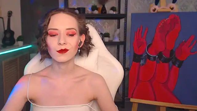 FascinatingEyess online show from 6, 2, 2026