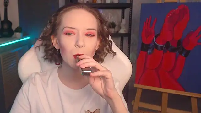 FascinatingEyess online show from 16, 9, 2025