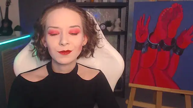 FascinatingEyess online show from 9, 9, 2025