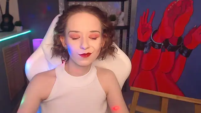 FascinatingEyess online show from 17, 3, 2025