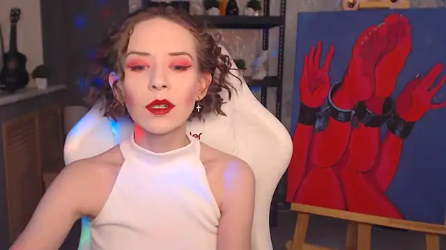 FascinatingEyess online show from 7, 2, 2026