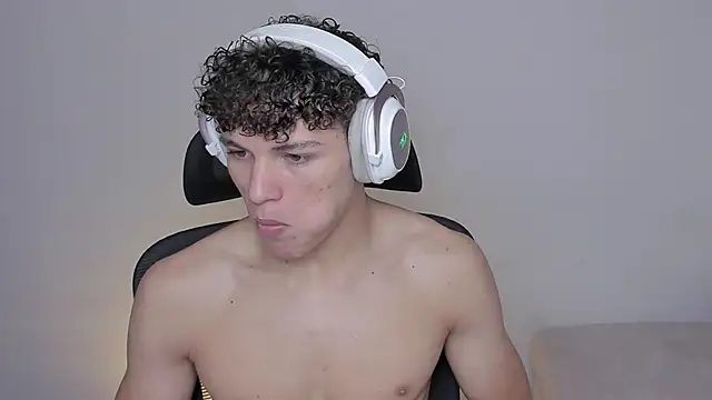 laurent nova online show from 10, 10, 2025