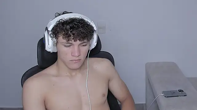 laurent nova online show from 2, 10, 2025