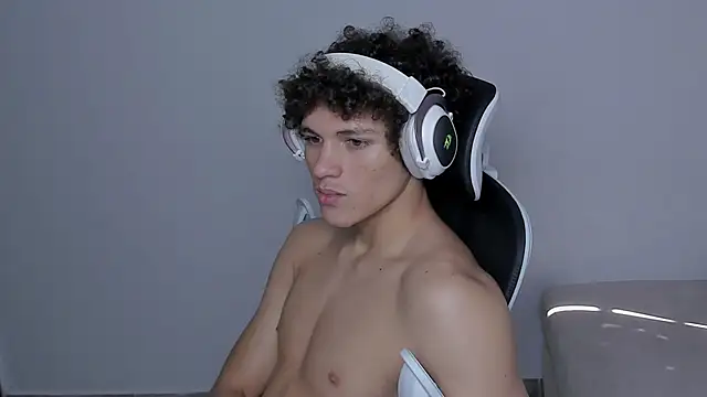 laurent nova online show from 6, 11, 2025