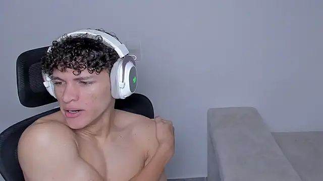 laurent nova online show from 17, 9, 2025