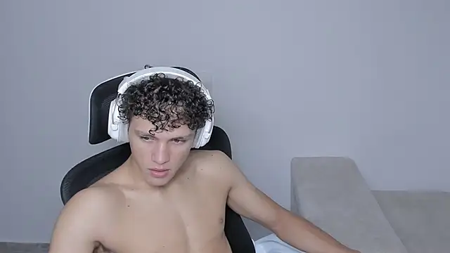 laurent nova online show from 15, 9, 2025