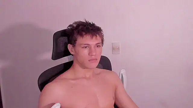 laurent nova online show from 5, 4, 2026