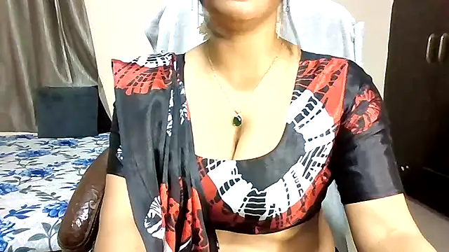 Queenhimanshi online show from 4, 6, 2026