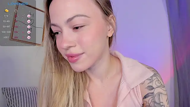 Snapshot of damn_cutie chatting on 6, 1, 2026 damn cutie online show from 6, 1, 2026