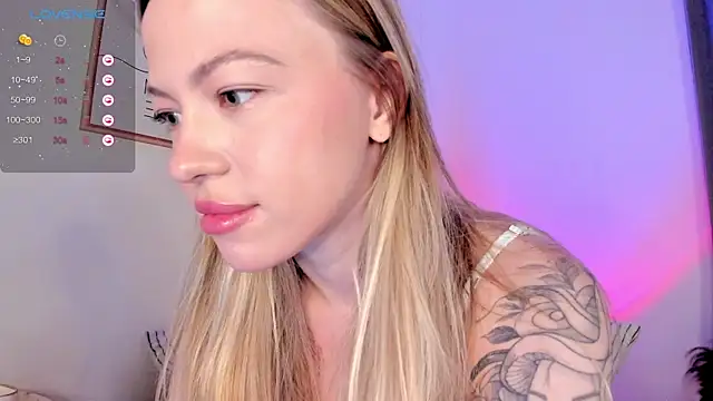 Snapshot of damn_cutie chatting on 8, 2, 2026 damn cutie online show from 8, 2, 2026