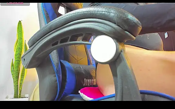 jessicaJonss online show from 15, 2, 2026