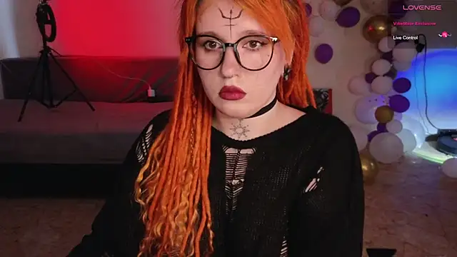 The Full Red Moon online show from 18, 10, 2025