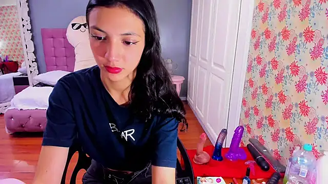 Iris Stone  online show from 3, 3, 2025